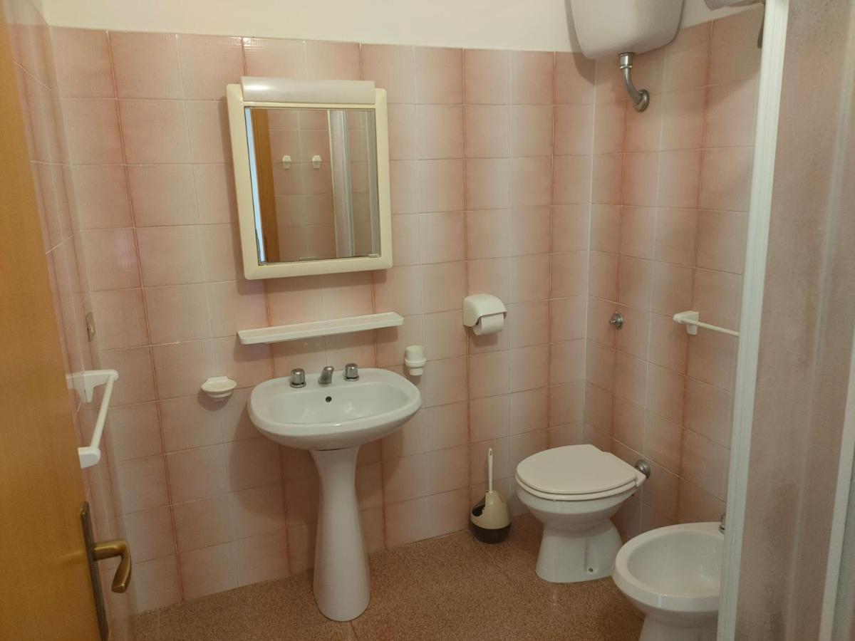 Oasy2 Apartment วิลลัสซีมีอุส ภายนอก รูปภาพ